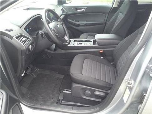 Used 2024 Ford Edge SE image 42