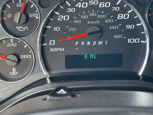 New 2025 GMC Savana 2500 Extended w/ Driver Convenience Package RWD image 12