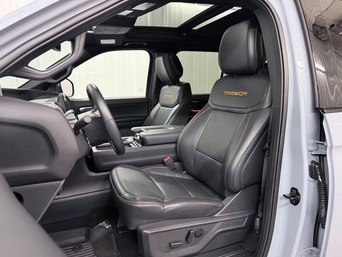 Used 2026 Ford Expedition Tremor AWD/4WD image 13