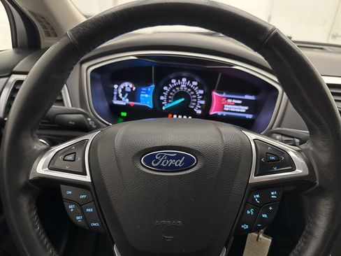 Used 2014 Ford Fusion SE image 12
