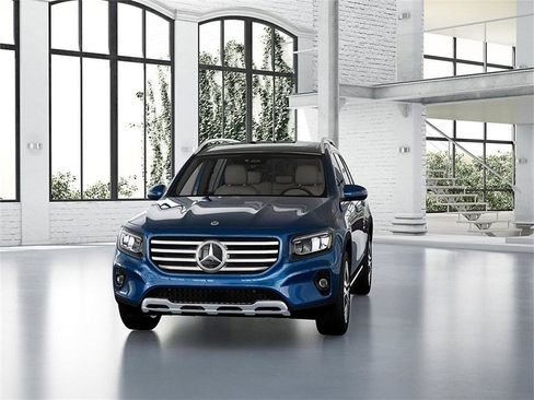 New 2026 Mercedes-Benz GLB 250 4MATIC image 42