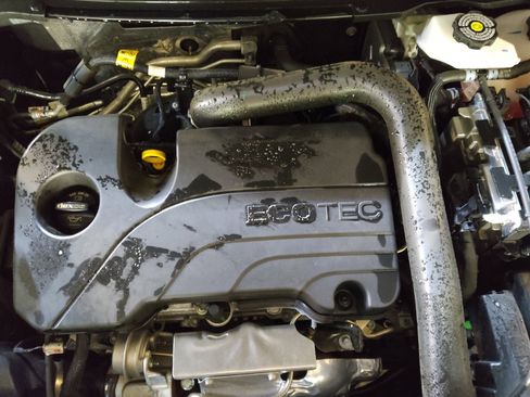 Used 2024 Chevrolet Equinox LT image 30