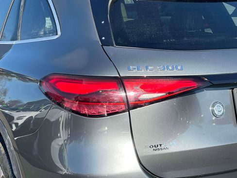 Used 2023 Mercedes-Benz GLC 300 4MATIC image 8