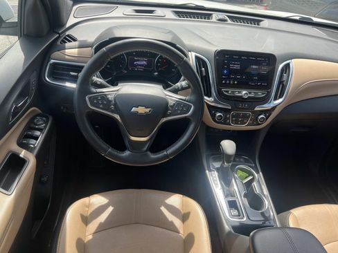 Used 2022 Chevrolet Equinox Premier image 23