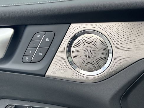 New 2026 Buick Enclave Avenir w/ LPO, All-Weather Package image 16