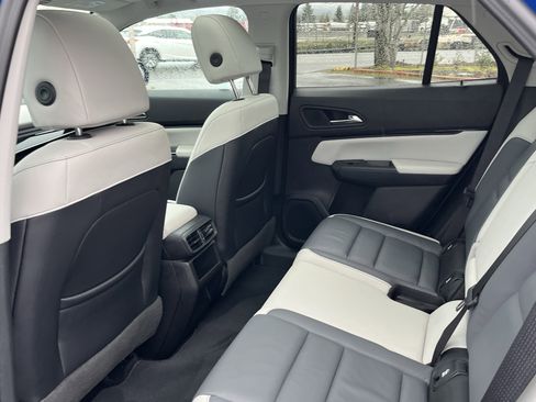 Used 2025 Honda Prologue Touring image 13