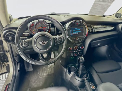 Used 2017 MINI Cooper S image 21