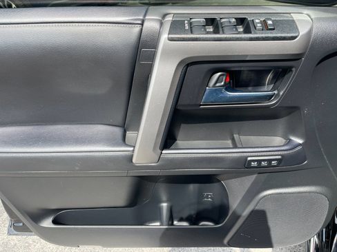 Used 2023 Toyota 4Runner Limited AWD/4WD image 12