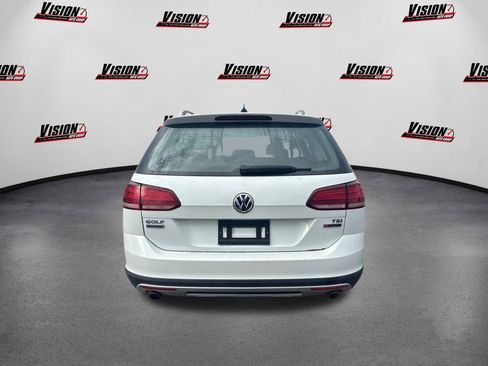 Used 2018 Volkswagen Golf Alltrack SE image 6