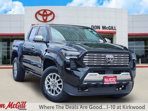 Certified 2025 Toyota Tacoma Limited AWD/4WD image 1