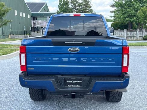 Used 2022 Ford F250 Lariat w/ Black Appearance Package AWD/4WD image 6