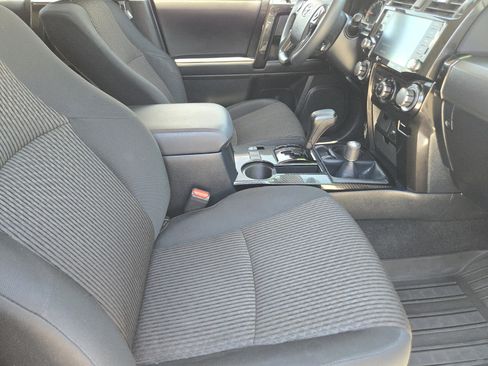 Used 2024 Toyota 4Runner TRD Off-Road AWD/4WD image 14