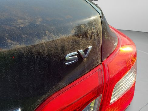 Used 2017 Nissan Sentra SV FWD image 21