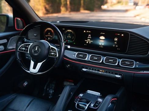 Used 2021 Mercedes-Benz Maybach GLS 600 4MATIC image 22