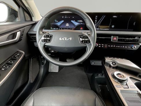 Used 2024 Kia EV6 Wind w/ Wind Technology Package AWD/4WD image 8