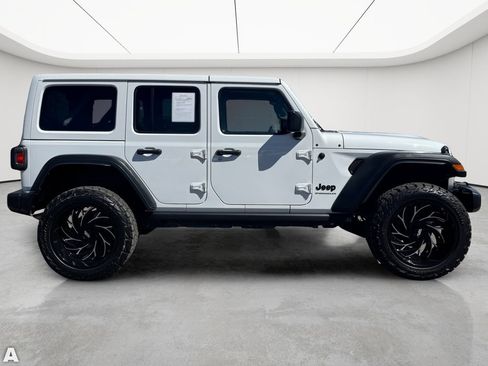 Used 2023 Jeep Wrangler Unlimited Sport AWD/4WD image 7