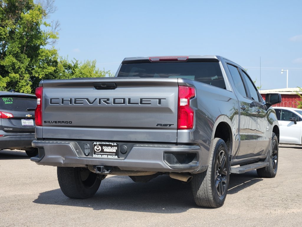 Used 2021 Chevrolet Silverado 1500 RST w/ LPO, Blackout Package RWD image 4