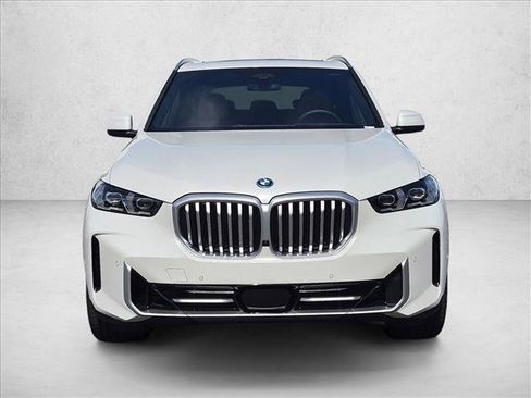 New 2026 BMW X5 xDrive50e AWD/4WD image 6