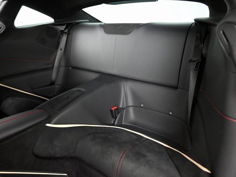 Used 2024 Ferrari Roma image 11