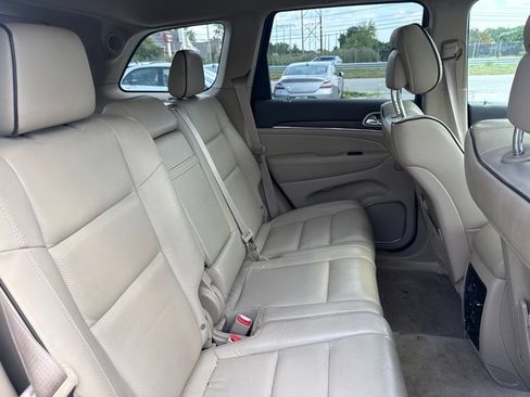Used 2018 Jeep Grand Cherokee Overland AWD/4WD image 22