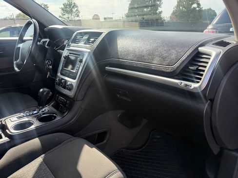 Used 2016 GMC Acadia SLE AWD/4WD image 19