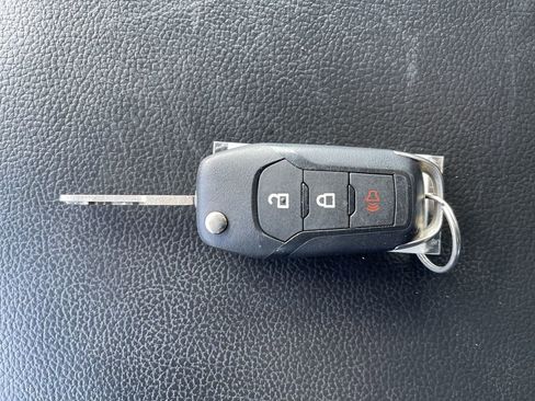 Used 2019 Ford F150 XL w/ Equipment Group 101A Mid AWD/4WD image 37