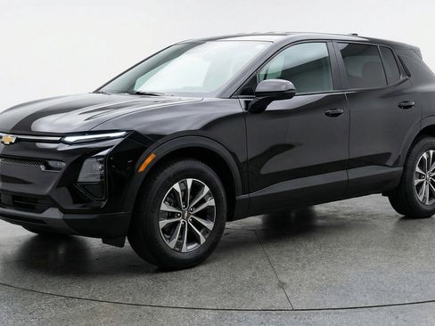 Used 2025 Chevrolet Equinox LT FWD image 3