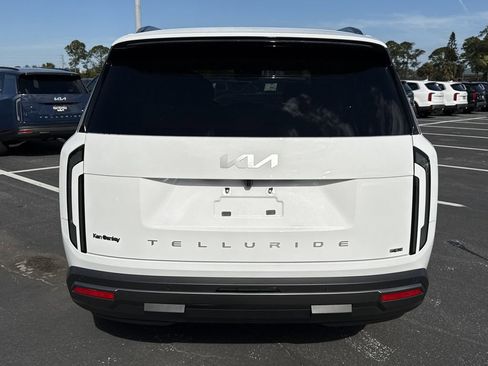 New 2027 Kia Telluride S image 5