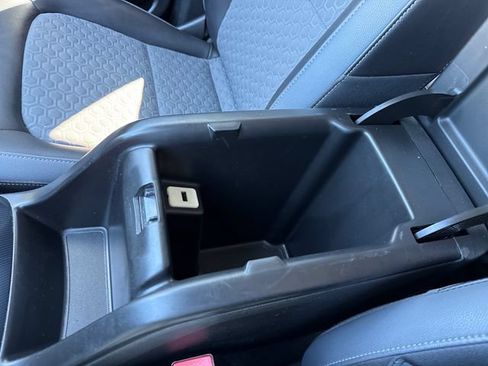 Used 2018 Chevrolet Colorado Z71 AWD/4WD image 23
