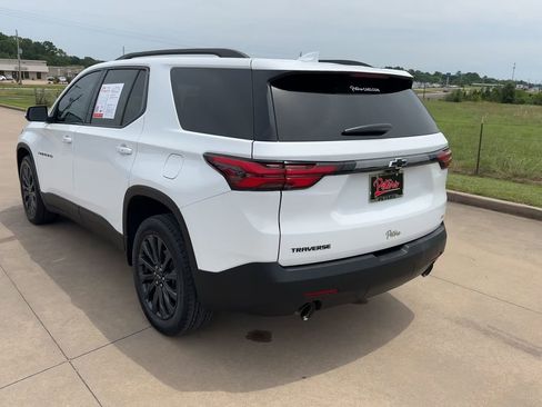 Used 2023 Chevrolet Traverse RS FWD image 7