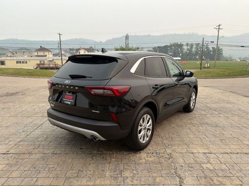 Used 2024 Ford Escape Active AWD/4WD image 8