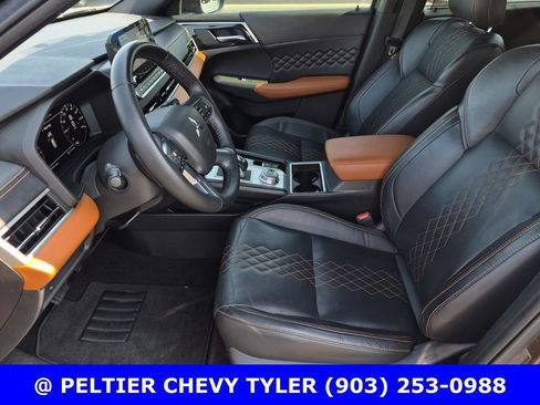 Used 2022 Mitsubishi Outlander SEL AWD/4WD image 36