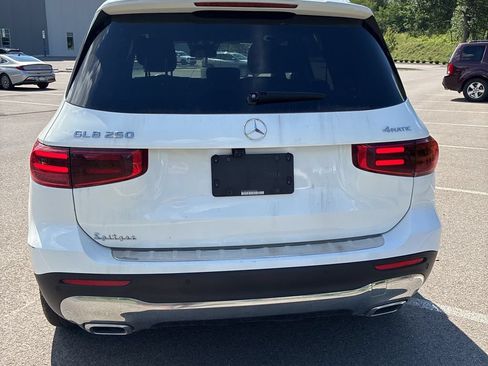 Used 2024 Mercedes-Benz GLB 250 4MATIC w/ Driver Assistance Package image 2