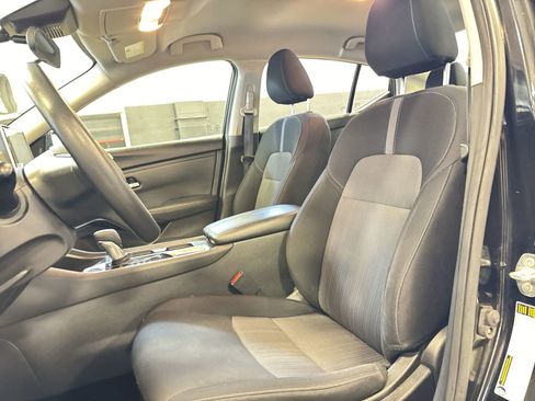 Used 2024 Nissan Sentra SV image 18