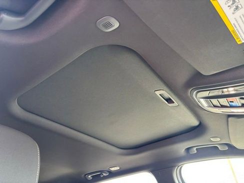 New 2026 Jeep Grand Cherokee Laredo image 8