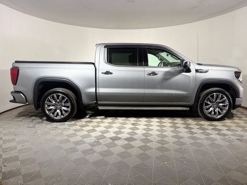Used 2024 GMC Sierra 1500 Denali AWD/4WD image 8