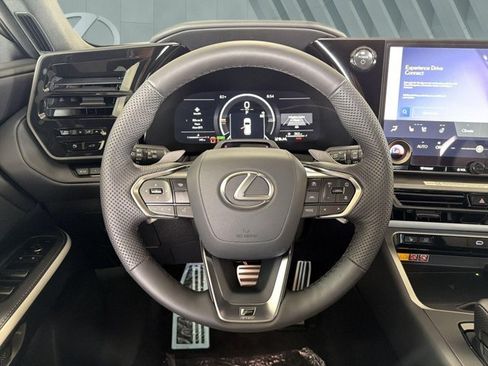 Certified 2026 Lexus TX 500h AWD w/ Technology Package image 15