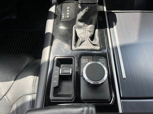 Certified 2024 Toyota Tundra Platinum AWD/4WD image 21