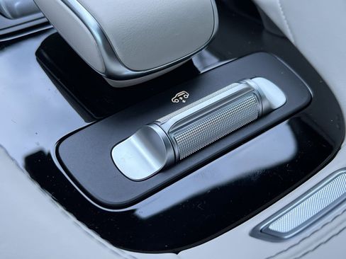 New 2026 Mercedes-Benz GLE 53 AMG 4MATIC Coupe image 35