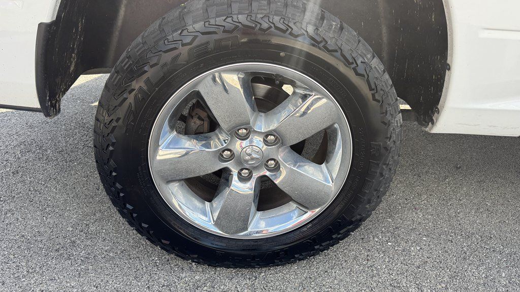 Used 2019 RAM 1500 Big Horn AWD/4WD image 13