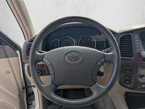 Used 2004 Toyota Land Cruiser AWD/4WD image 7