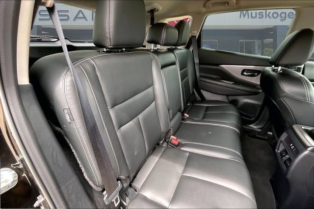 Used 2023 Nissan Murano SV FWD image 24