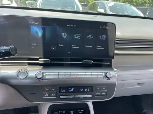 Used 2025 Hyundai Kona SEL AWD/4WD image 22
