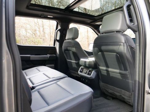 Used 2024 Ford F150 Lightning Lariat image 47