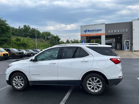 Used 2018 Chevrolet Equinox LT w/ Sun & Infotainment Package FWD image 7