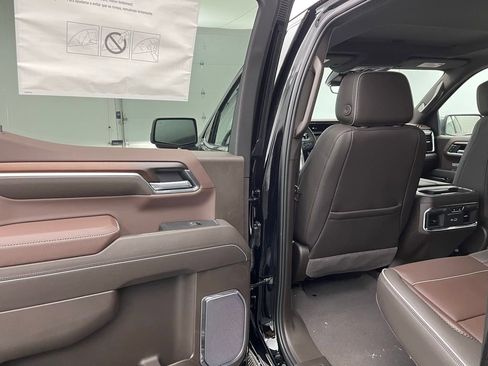 New 2025 GMC Sierra 1500 Denali w/ Denali Reserve Package image 35