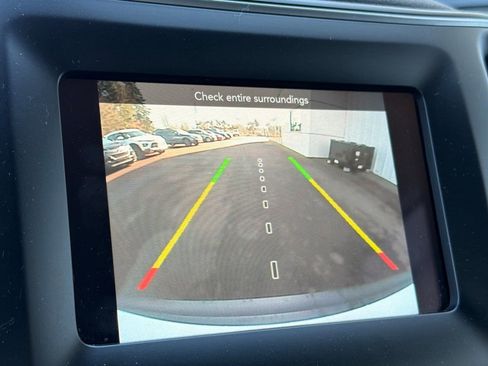 Used 2020 Jeep Cherokee Latitude image 19