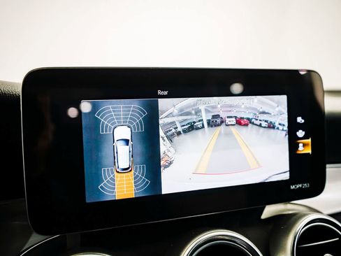Used 2022 Mercedes-Benz GLC 300 image 22