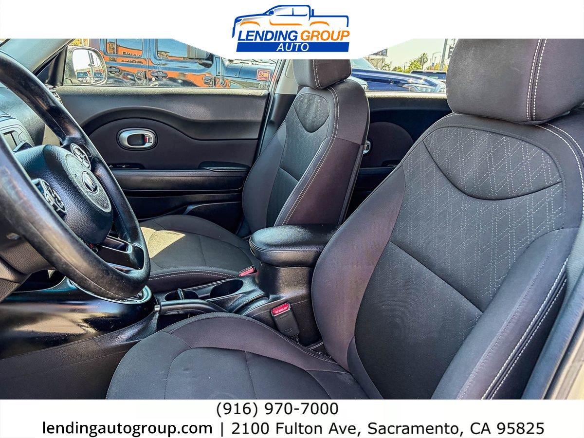Used 2017 Kia Soul FWD image 16