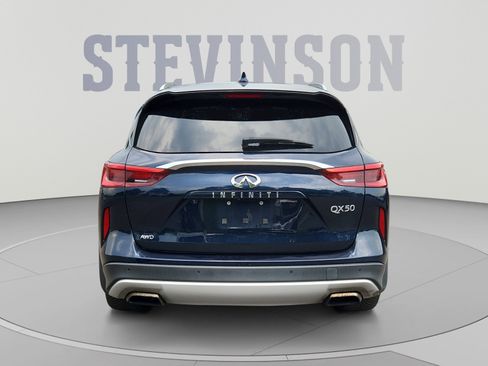Used 2019 INFINITI QX50 Essential w/ Sensory Package AWD/4WD image 4